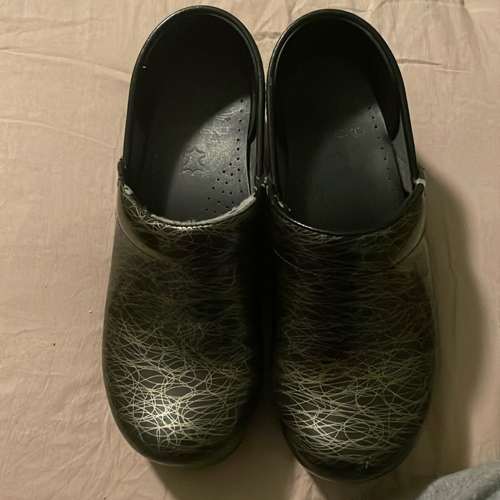 Dansko clogs silver black
